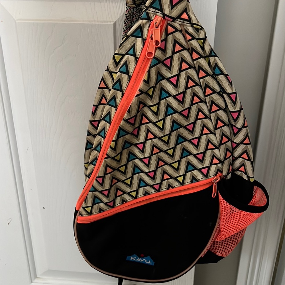 Kavu cross-body sling bag